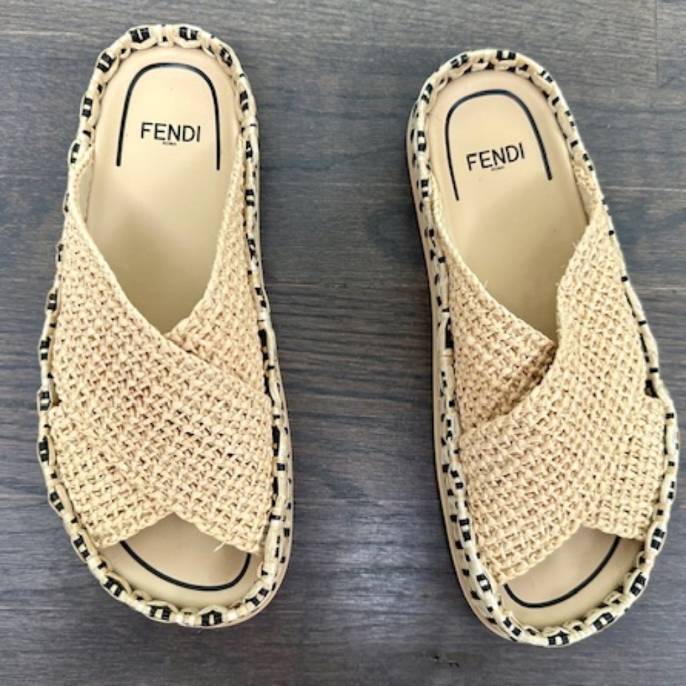 Fendi Womens Reflection Crisscross Slide Sandals Raffia Straps Woven Logo 36